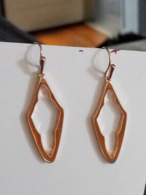 Kendra Scott rose gold earrings
